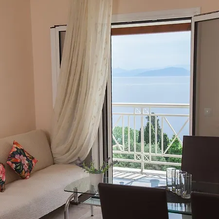 カイザー ブリッジ アパートホテル Gastouri (Corfu)